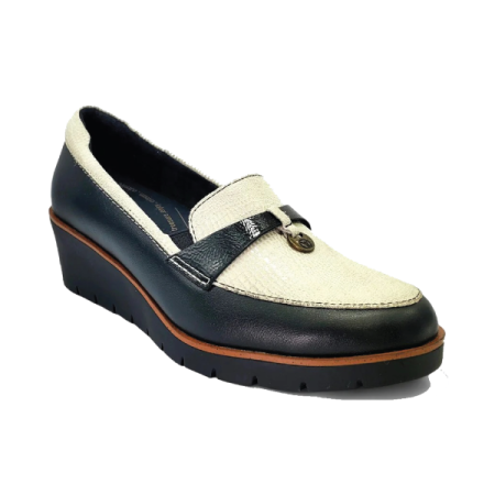 pamplonain black oyster