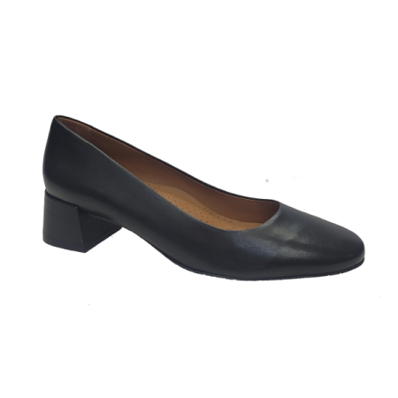brera pump in black