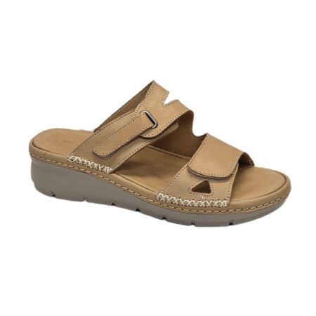 eric nurnberg adjustable sandals in tan