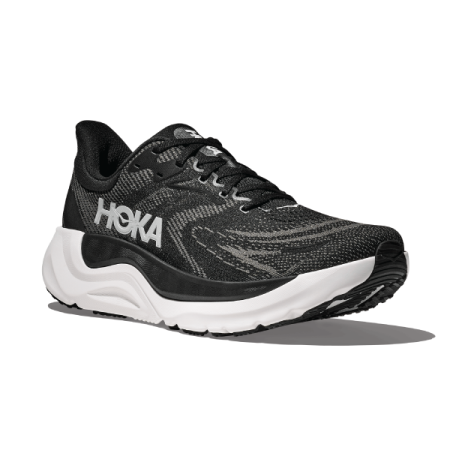 Hoka Arahi 8 in black white