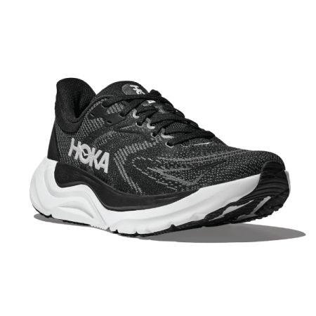 hoka arahi 8 in black white