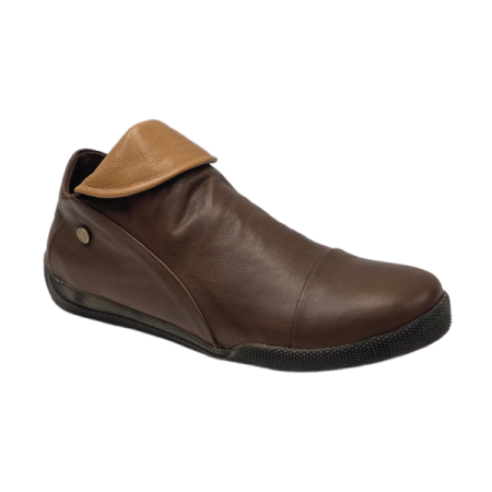 andrea conti in brown