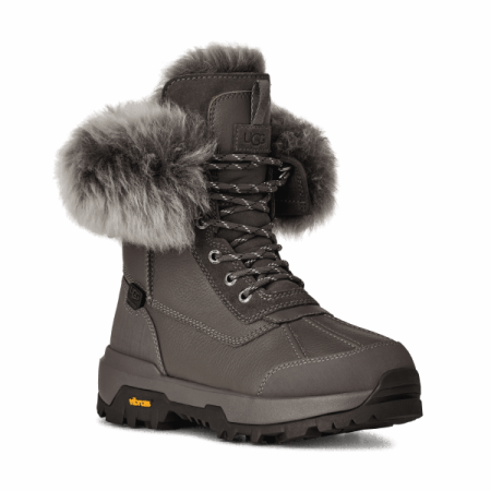 udd adirondack iv in charcoal