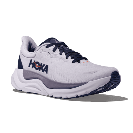hoka arahi 8 in starlight
