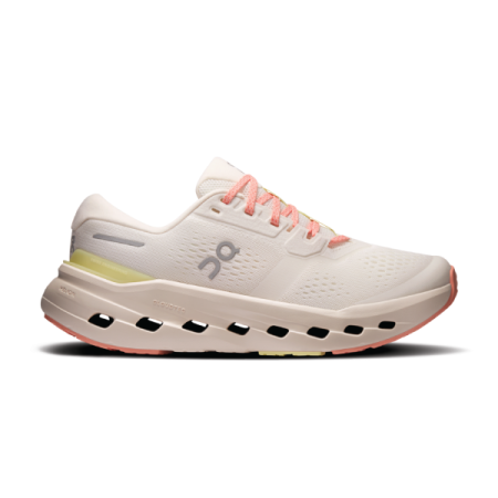 on cloudrunner 3 in ivory dew