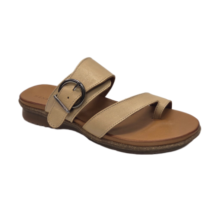 henry james estee in tan